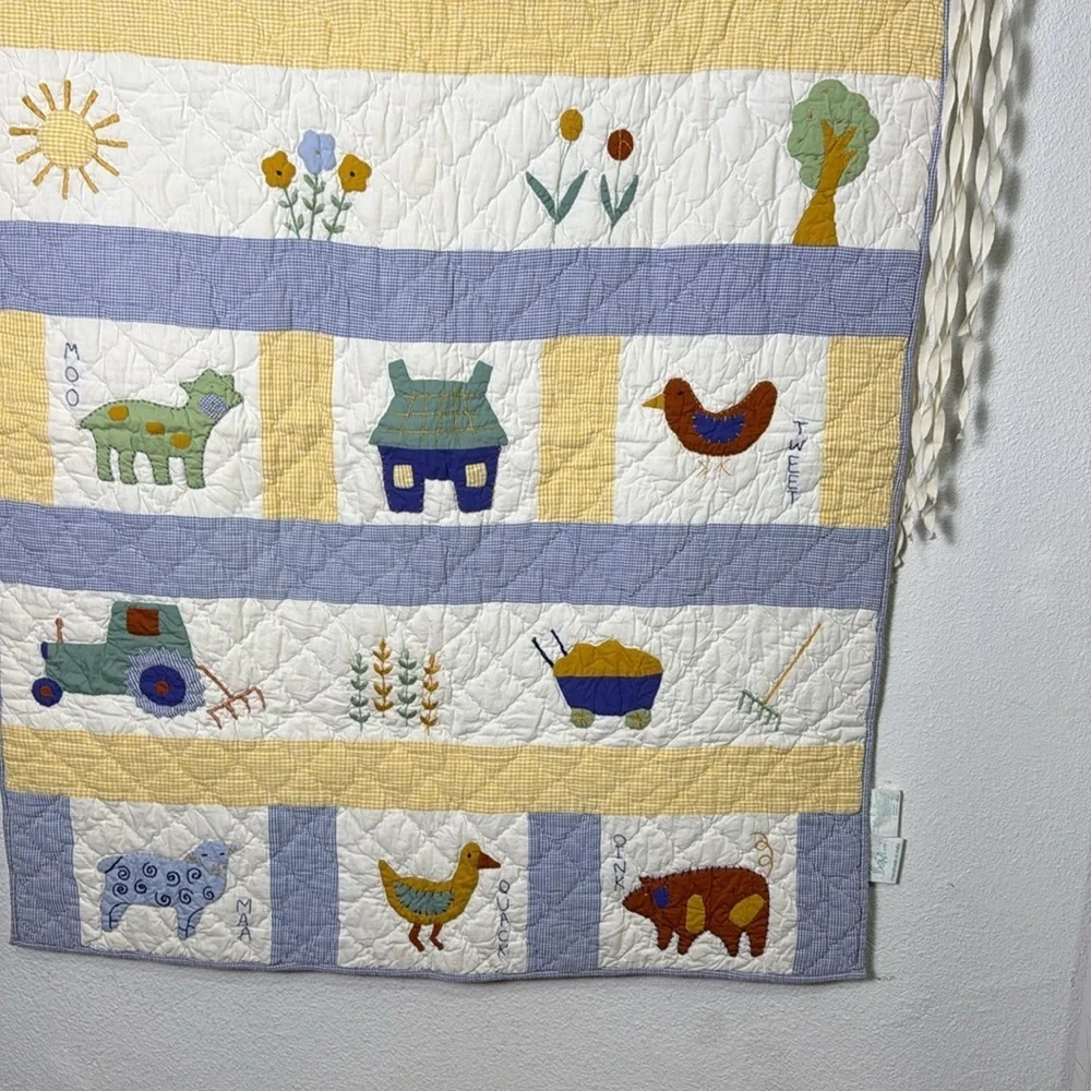 Vintage Banian LTD Made in India Farm Animal Crib Quilt Blanket Childs Quilt